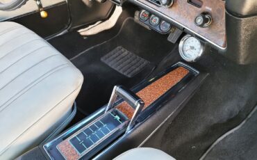 Chevrolet-Monte-Carlo-1972-Coupe-14