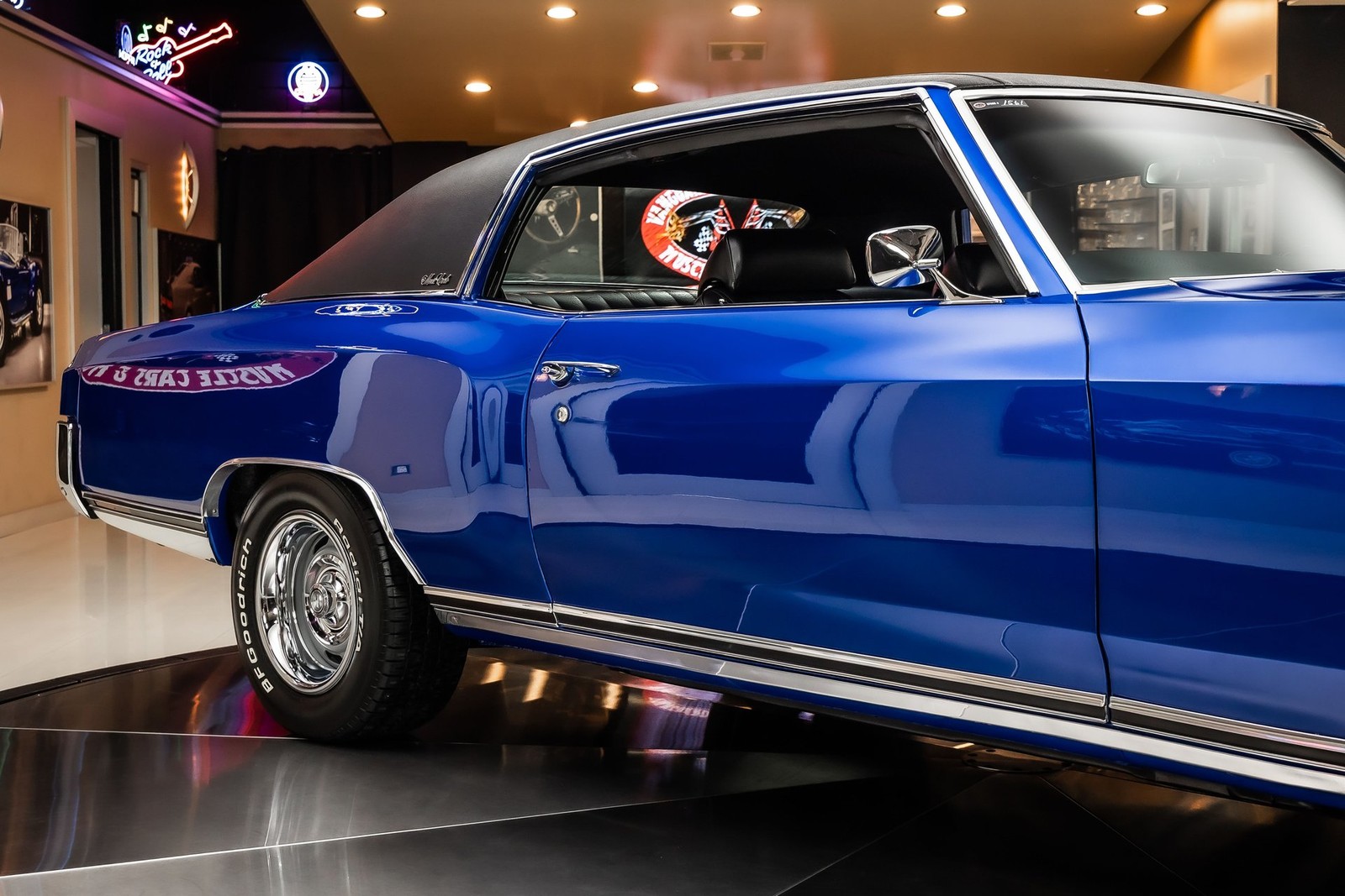 Chevrolet-Monte-Carlo-1972-Other-22