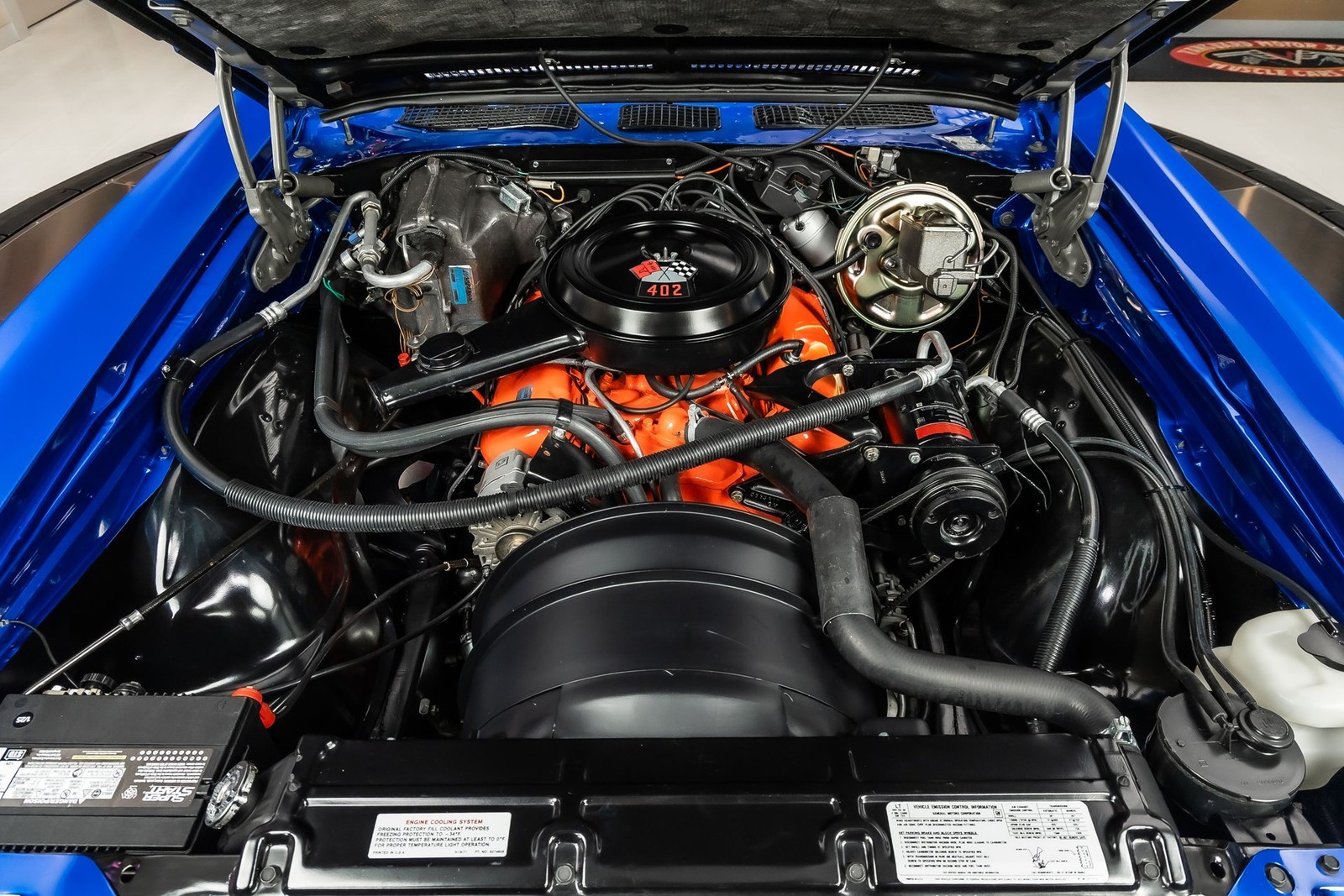 Chevrolet-Monte-Carlo-1972-Other-3