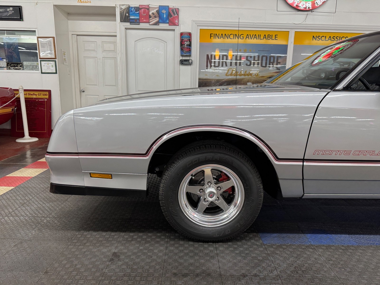 Chevrolet-Monte-Carlo-1985-Coupe-17