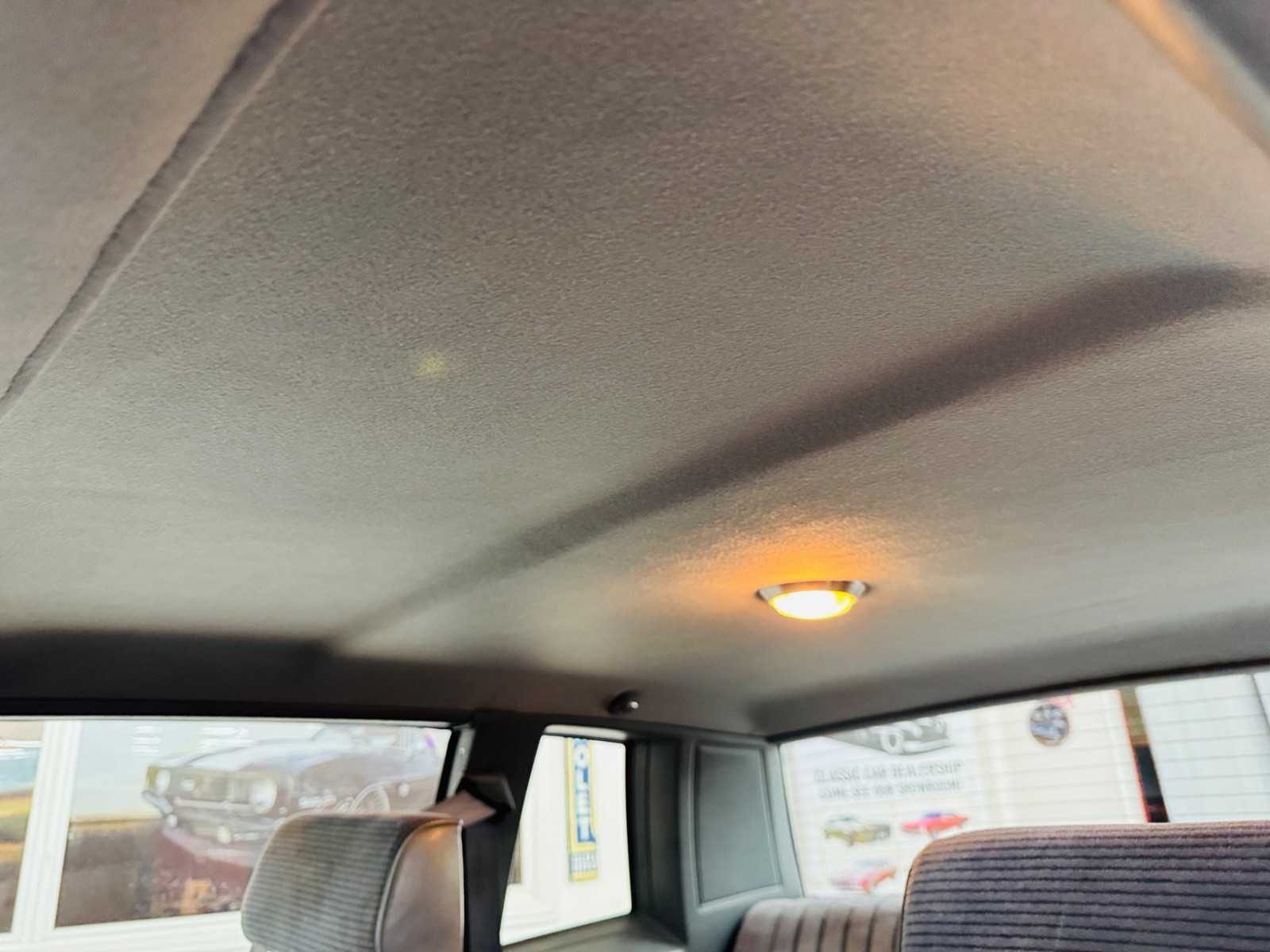 Chevrolet-Monte-Carlo-1985-Coupe-39