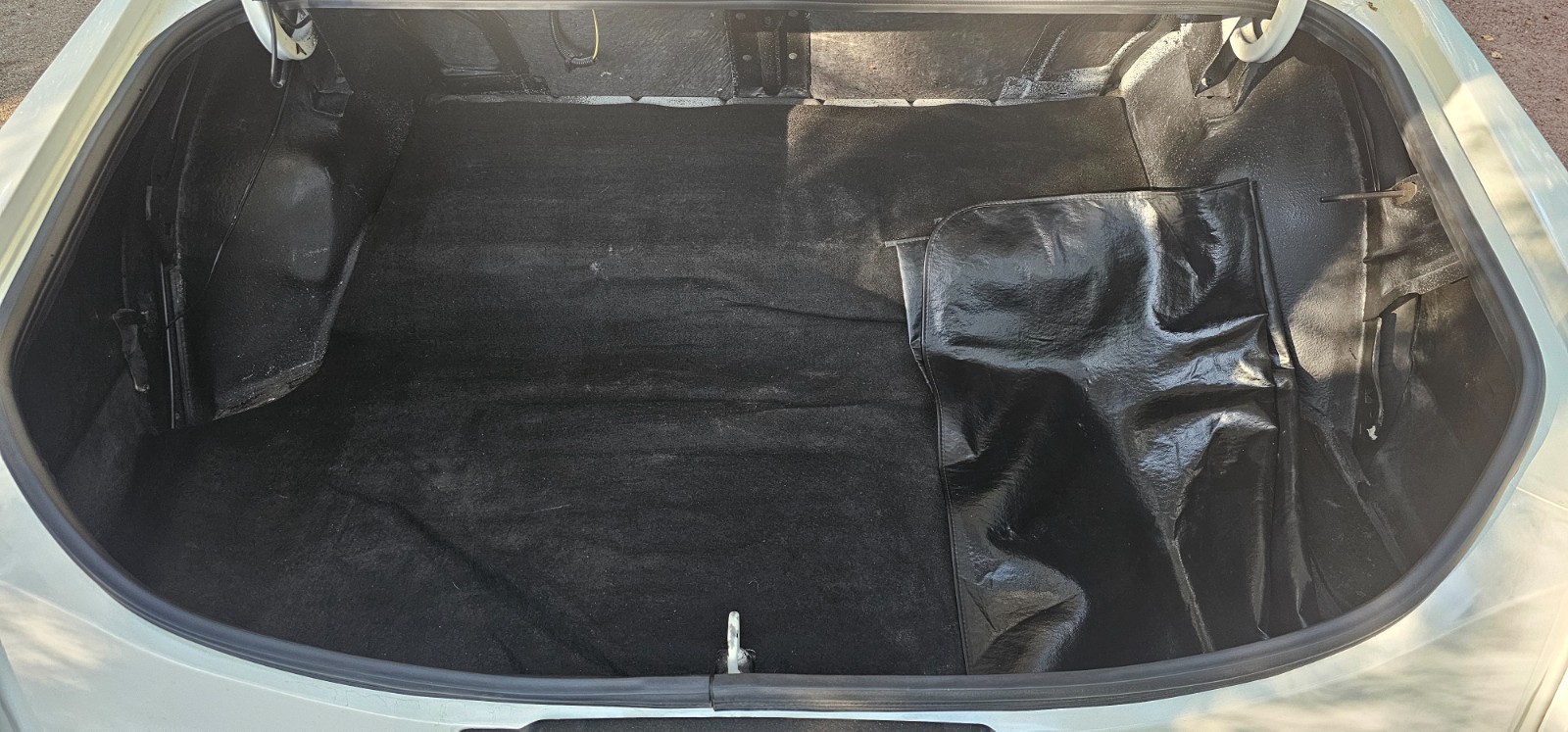 Chevrolet-Monte-Carlo-1986-Coupe-12