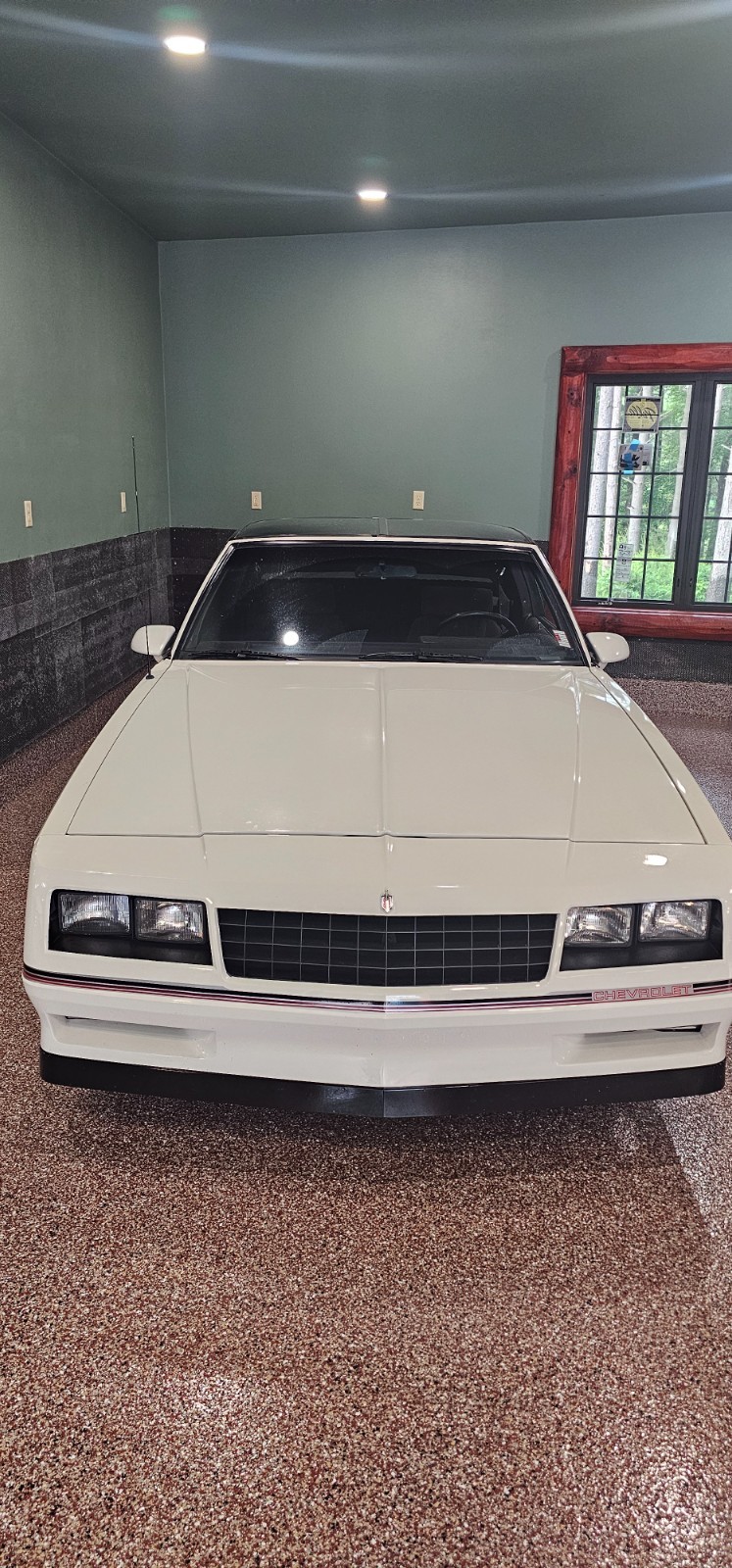 Chevrolet-Monte-Carlo-1986-Coupe-16