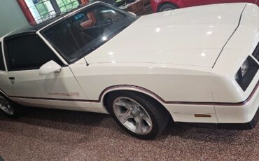 Chevrolet-Monte-Carlo-1986-Coupe-19