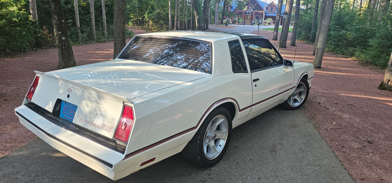 Chevrolet-Monte-Carlo-1986-Coupe-7