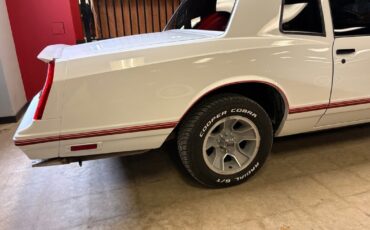 Chevrolet-Monte-Carlo-1987-Coupe-6