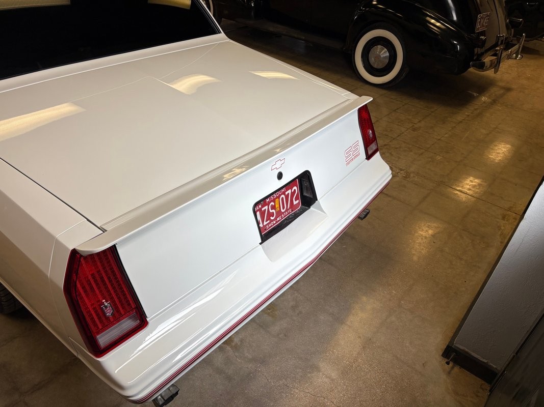 Chevrolet-Monte-Carlo-1987-Coupe-7