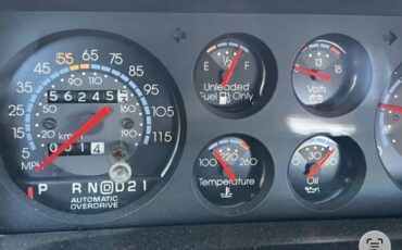 Chevrolet-Monte-Carlo-1988-3