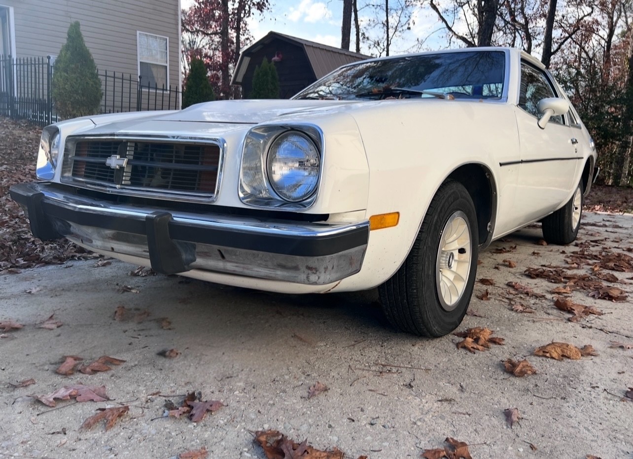 Chevrolet-Monza-1980-Coupe-4