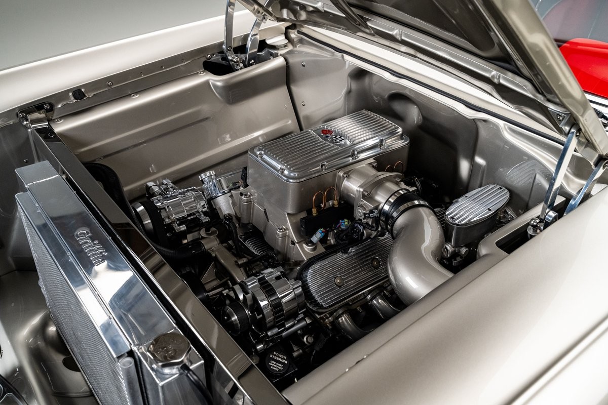 Chevrolet-Nomad-1957-Station-Wagon-1