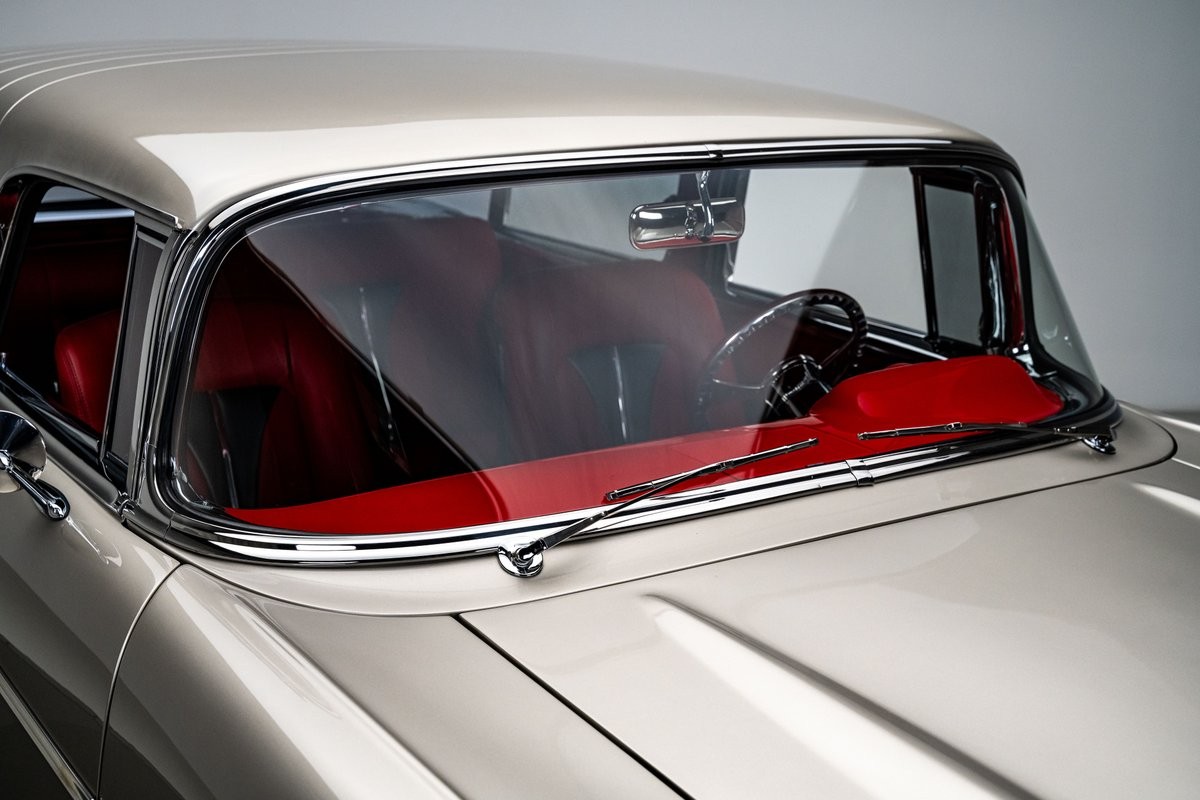 Chevrolet-Nomad-1957-Station-Wagon-10