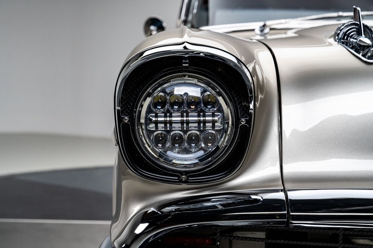 Chevrolet-Nomad-1957-Station-Wagon-11