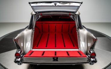 Chevrolet-Nomad-1957-Station-Wagon-3