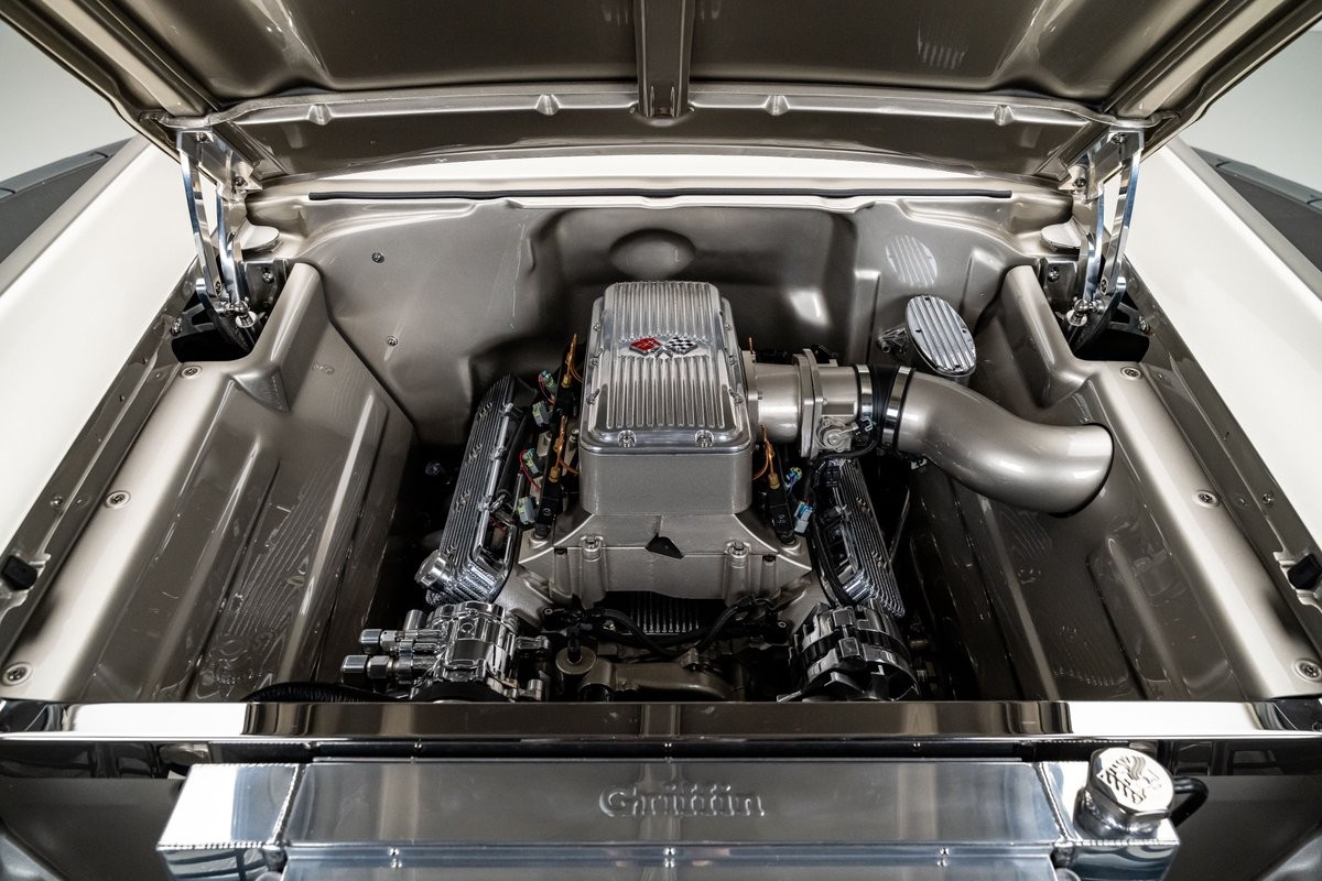 Chevrolet-Nomad-1957-Station-Wagon-32