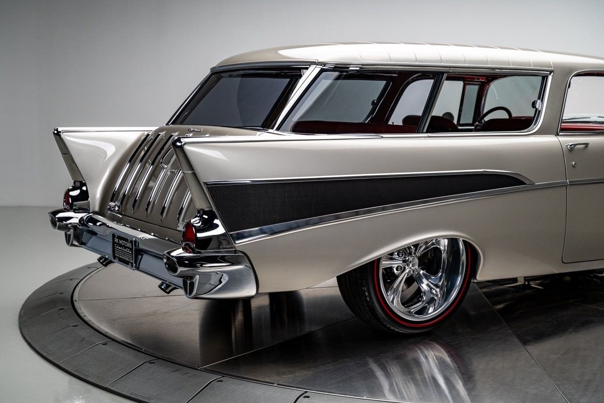 Chevrolet-Nomad-1957-Station-Wagon-4