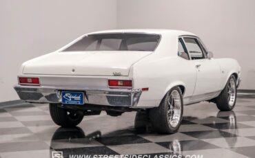 Chevrolet-Nova-1971-Coupe-10