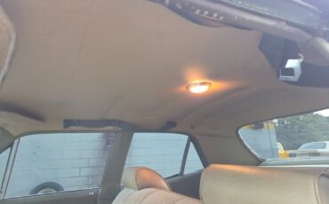 Chevrolet-Nova-1971-Sedan-14