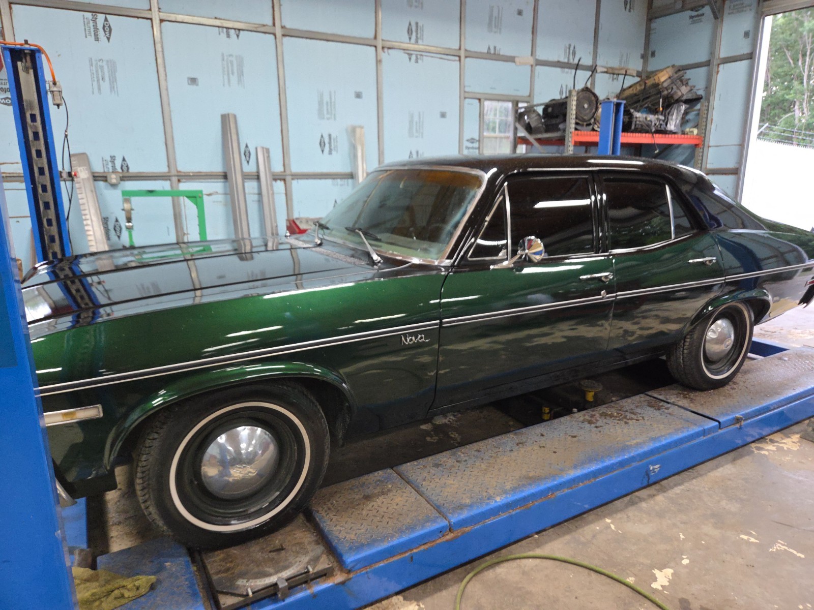 Chevrolet-Nova-1971-Sedan-24