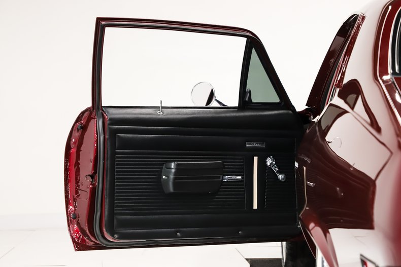 Chevrolet-Nova-1972-Burgundy-Metallic-Black-1