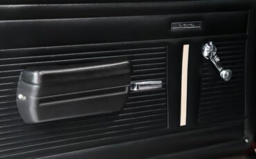 Chevrolet-Nova-1972-Burgundy-Metallic-Black-2