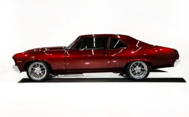 Chevrolet-Nova-1972-Burgundy-Metallic-Black-29