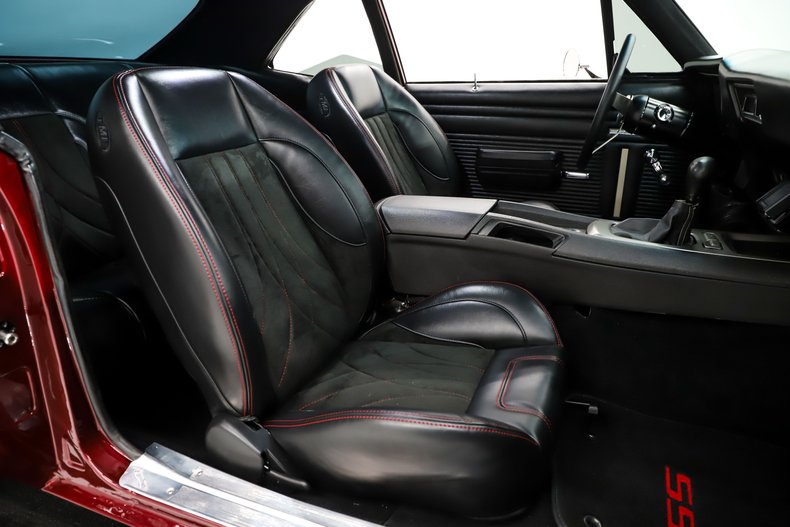 Chevrolet-Nova-1972-Burgundy-Metallic-Black-30