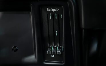 Chevrolet-Nova-1972-Burgundy-Metallic-Black-4