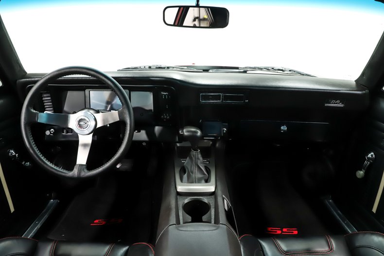 Chevrolet-Nova-1972-Burgundy-Metallic-Black-43