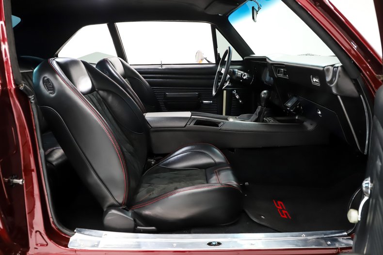 Chevrolet-Nova-1972-Burgundy-Metallic-Black-49