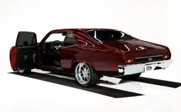 Chevrolet-Nova-1972-Burgundy-Metallic-Black-6