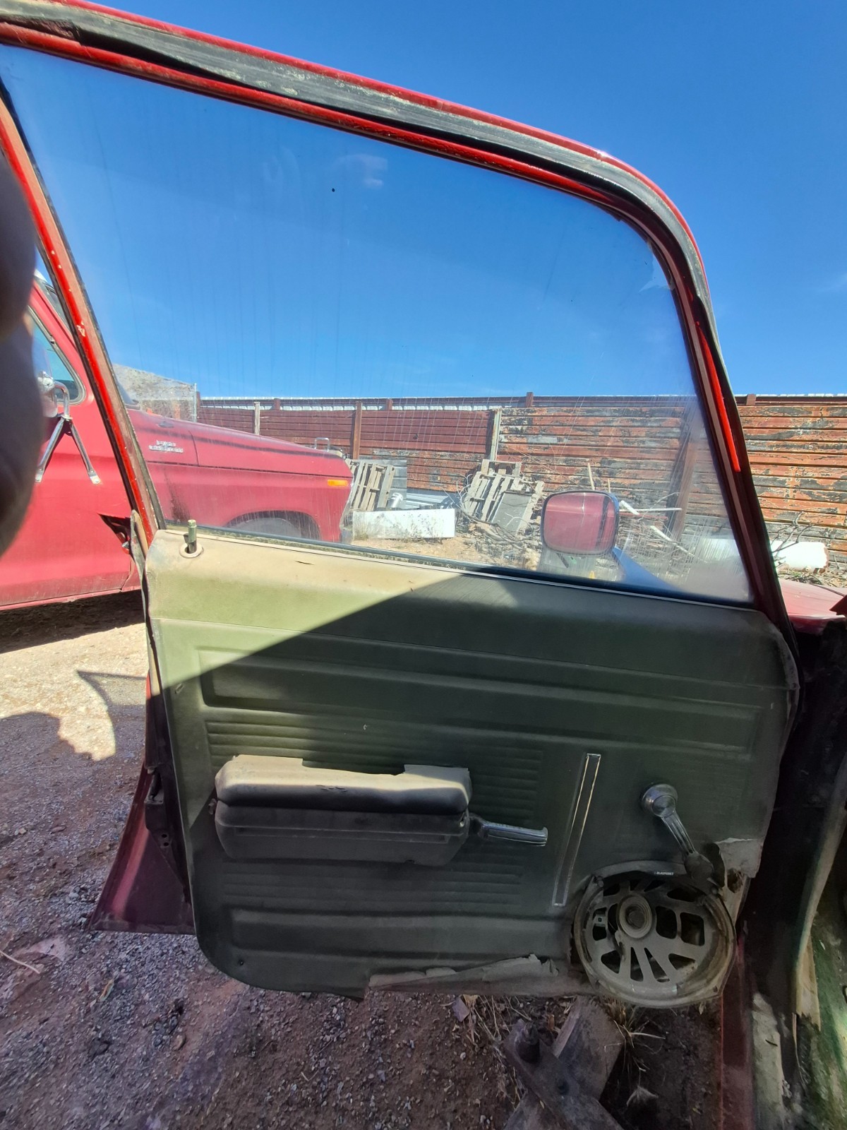 Chevrolet-Nova-1976-Coupe-11