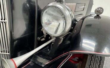 Chevrolet-Other-1959-Black-Oxblood-24