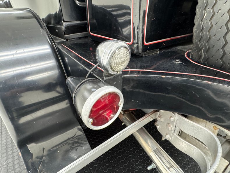 Chevrolet-Other-1959-Black-Oxblood