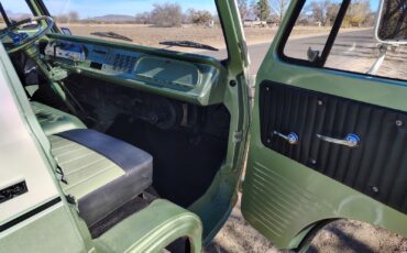 Chevrolet-Other-1965-Standard-Passenger-Van-11