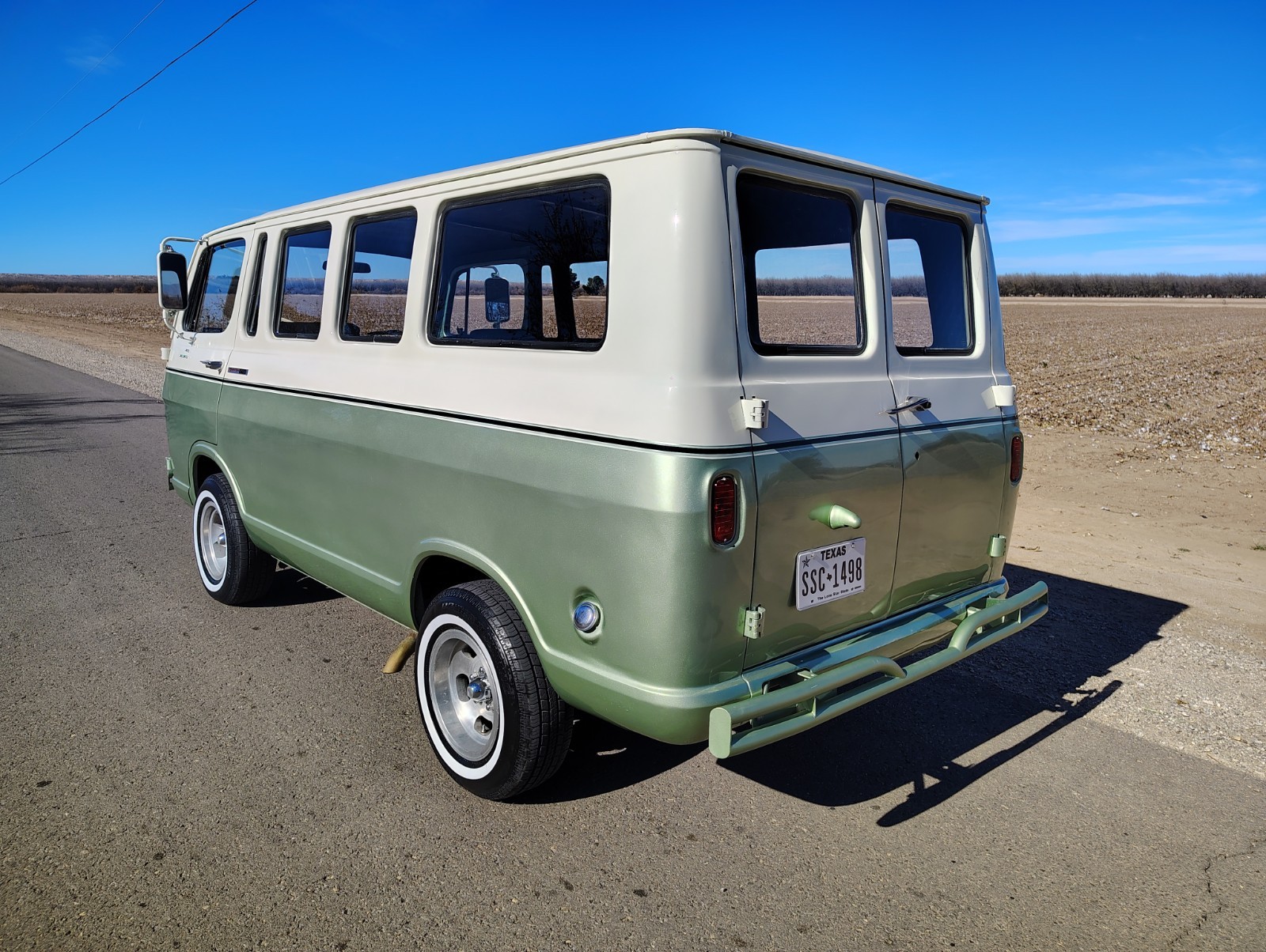 Chevrolet-Other-1965-Standard-Passenger-Van-2
