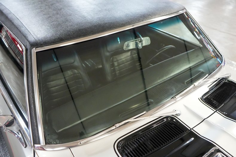 Chevrolet-Other-1968-Silver-Black-10