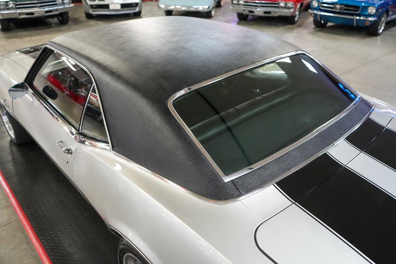 Chevrolet-Other-1968-Silver-Black-15