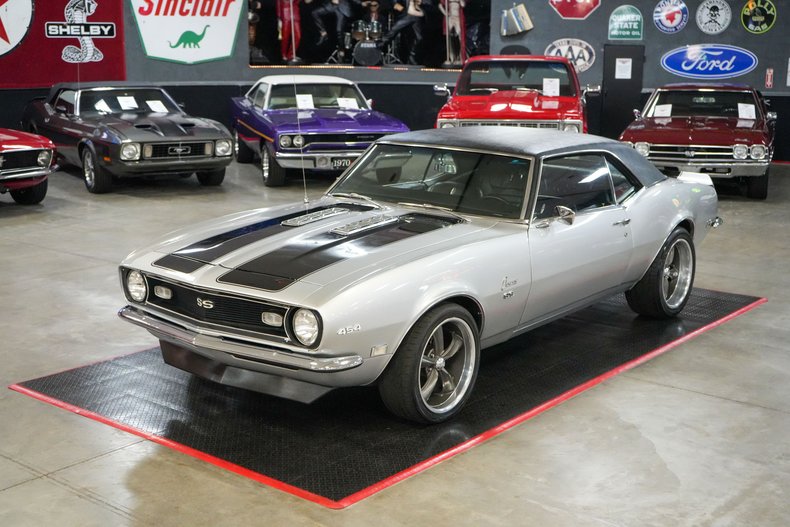 Chevrolet-Other-1968-Silver-Black-21