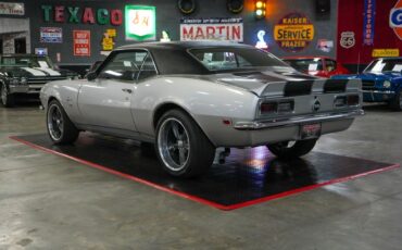 Chevrolet-Other-1968-Silver-Black-29