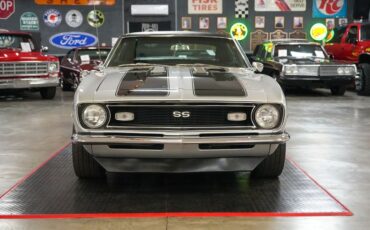 Chevrolet-Other-1968-Silver-Black-34