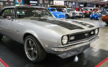 Chevrolet-Other-1968-Silver-Black-38