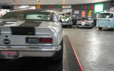 Chevrolet-Other-1968-Silver-Black-44