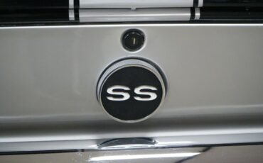 Chevrolet-Other-1968-Silver-Black-46