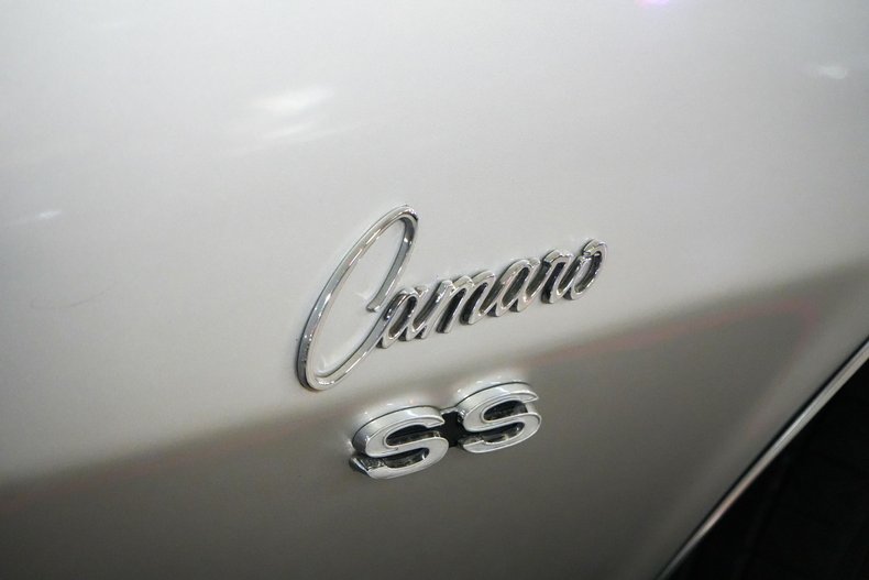 Chevrolet-Other-1968-Silver-Black-47