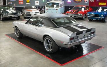 Chevrolet-Other-1968-Silver-Black-8