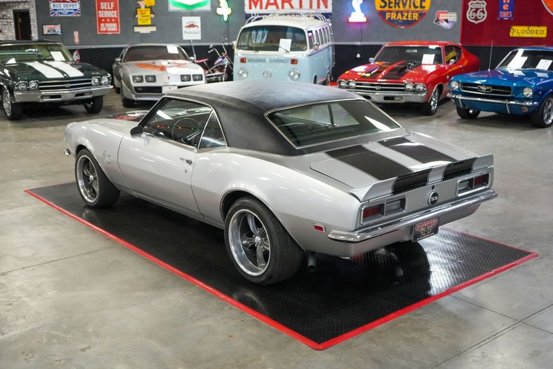 Chevrolet-Other-1968-Silver-Black-8