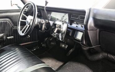 Chevrolet-Other-1972-Red-Black-19