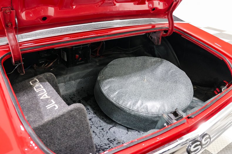 Chevrolet-Other-1972-Red-Black-26