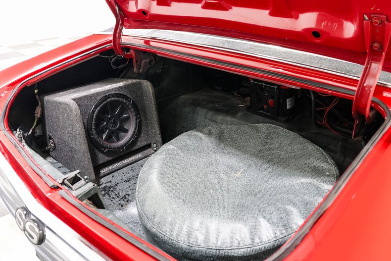 Chevrolet-Other-1972-Red-Black-28