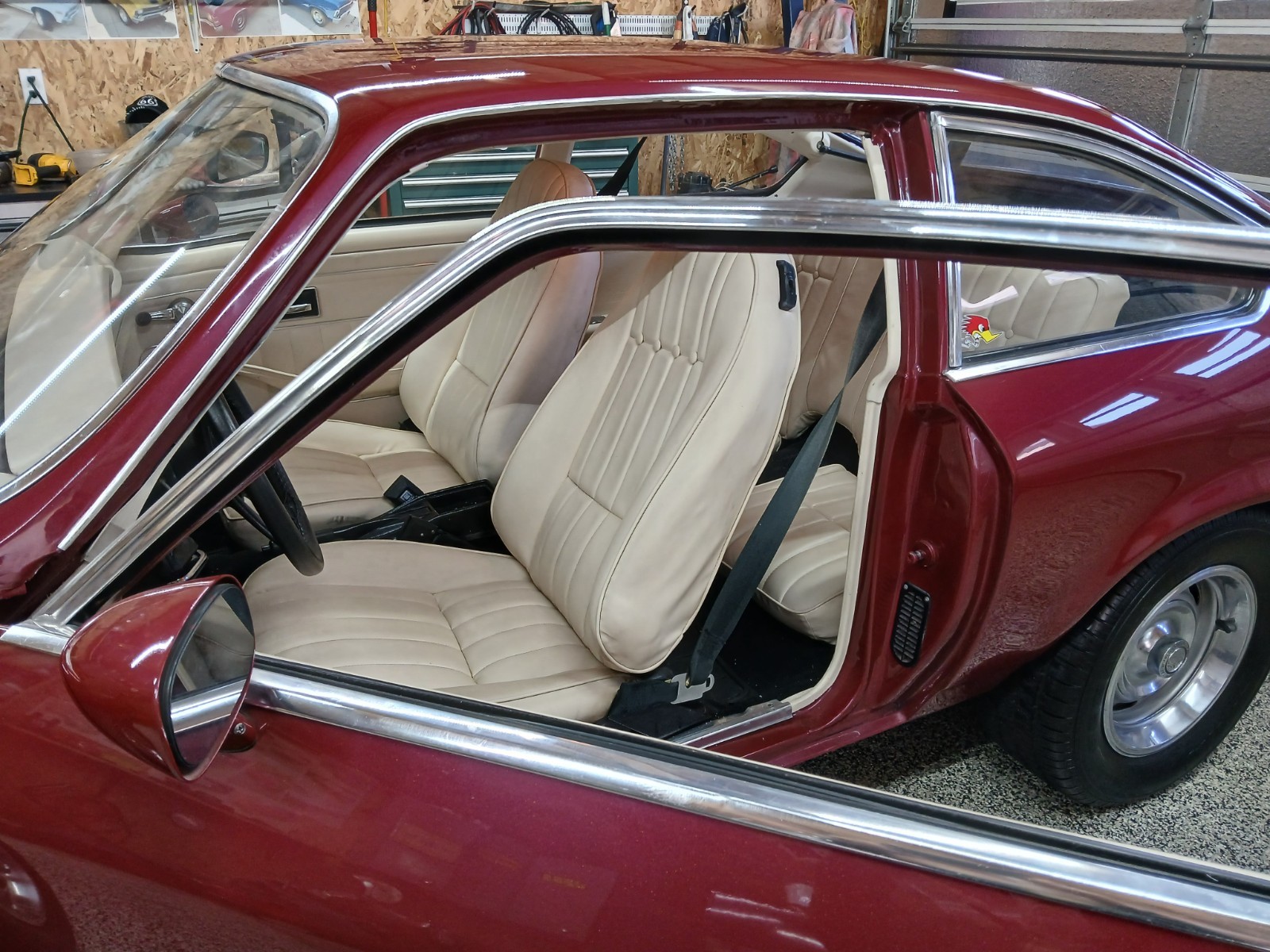 Chevrolet-Other-1974-Hatchback-12